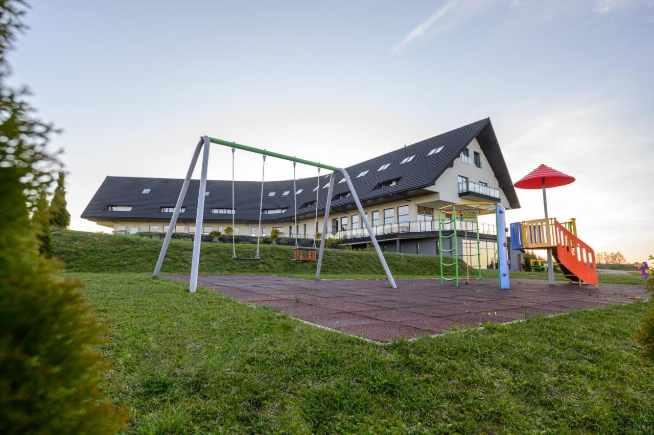 Hotel Bachledowka Czerwienne エクステリア 写真