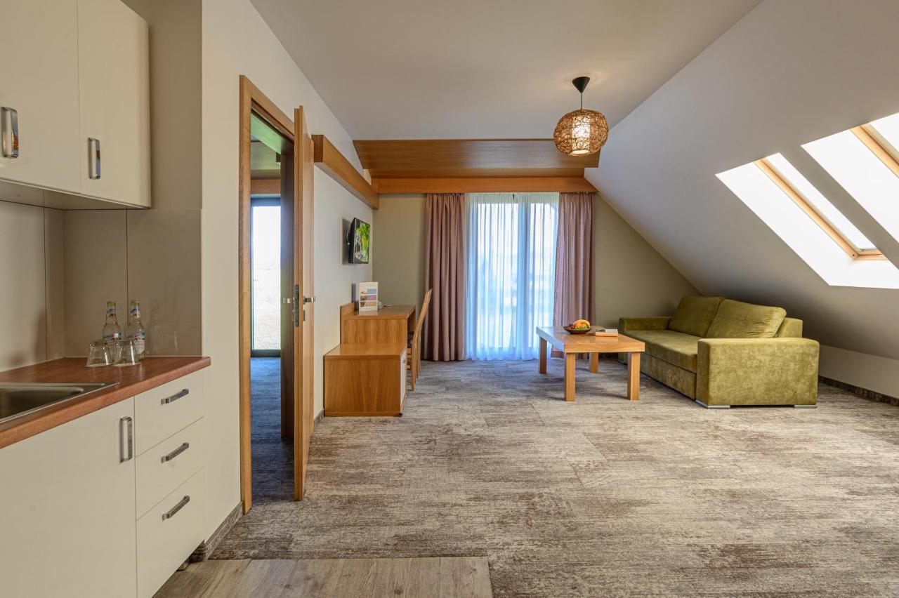 Hotel Bachledowka Czerwienne エクステリア 写真